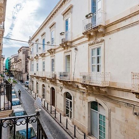 Apartamento Dimora Delle Maestranze Syracuse Exterior foto